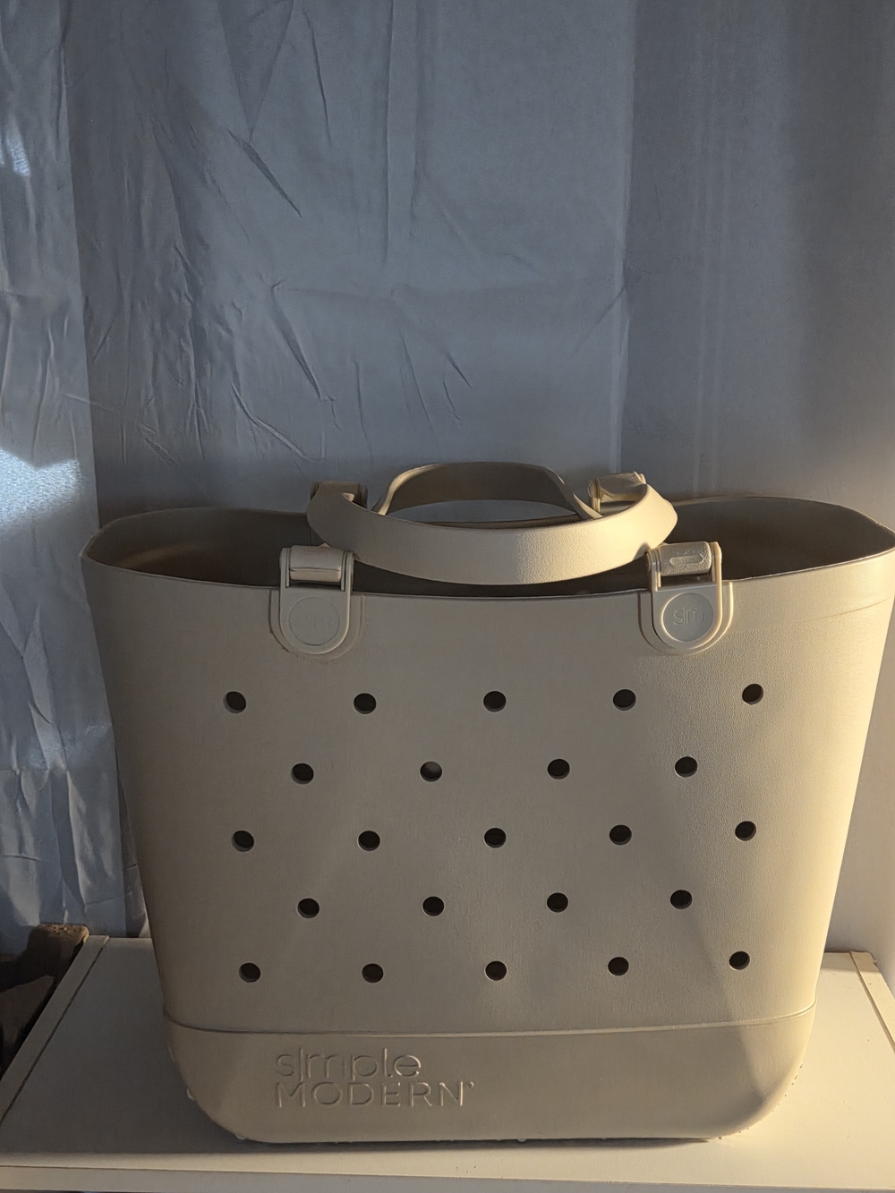 Simple Modern Large Tote